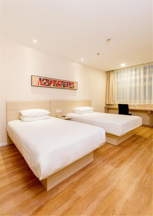 Hanting Hotel Hangzhou Xiaoshan South Railway Station Exterior photo